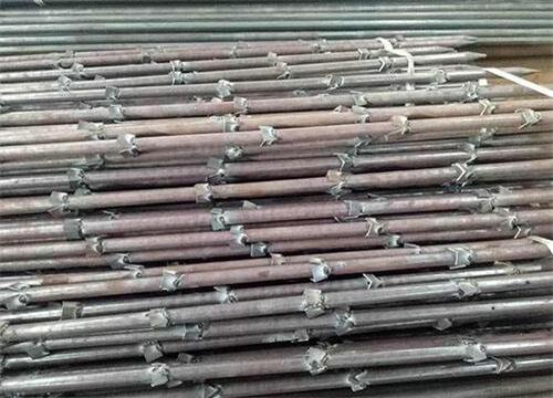 兴宾隧道钢花管